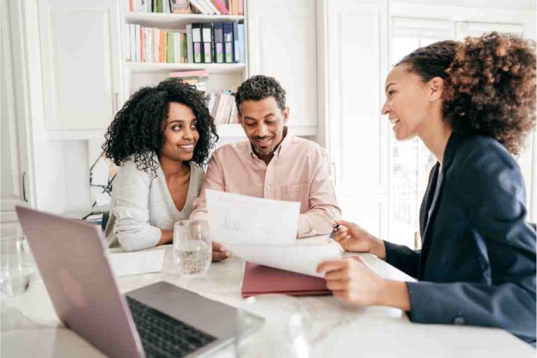 What are the Differences Between a Standard Bank Loan and a Low Doc Loan?